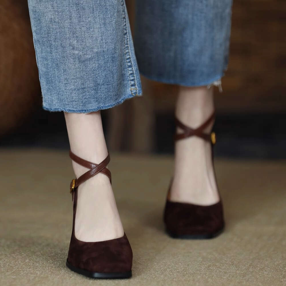 Spring and Autumn New Fashion Square Toe Thick Heel Retro Matte Sexy Trendy Cross Buckle Women's Shoes