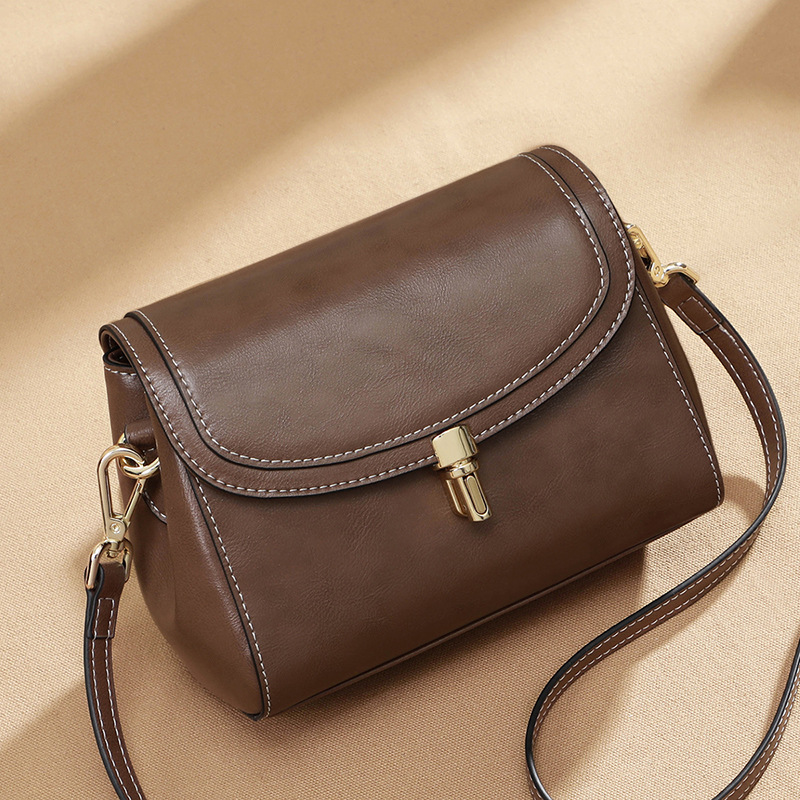 For Women Summer Niche Design High-end Feel New Commuting Crossbody Small Trendy Travel And Play Bag New Free Delivery Designer Bag