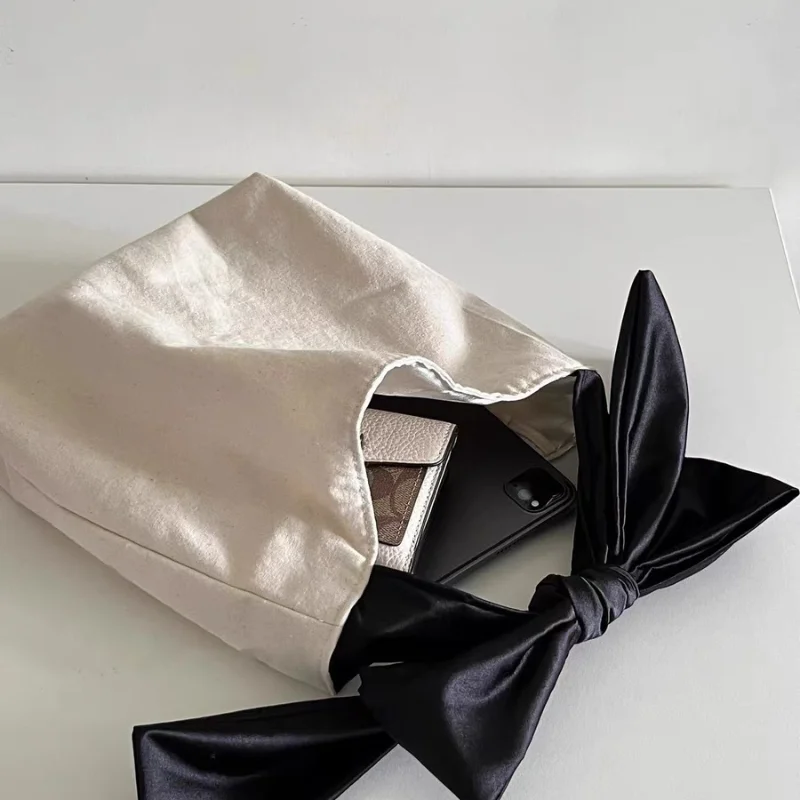 Shopping Bag Canvas Bag Large Capacity Tote Bag Women's Crossbody Bag Shoulder Bag Black and White Bow