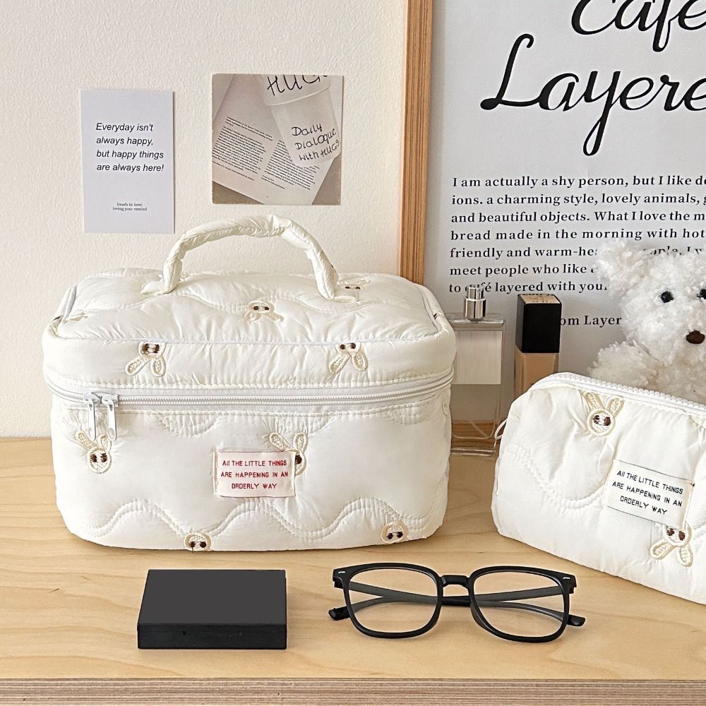 High Quality Embroidery Makeup Bag Storage Bag Large Capacity Toiletry Bag Travel Organizer Portable Washbag