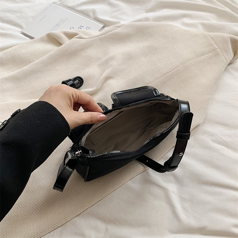 Women Underarm Bag Stylish Crossbody Bag Adjustable Strap Casual Satchel Bag Multi-pockets Oxford Shoulder Handbag Chic Hobo Bag