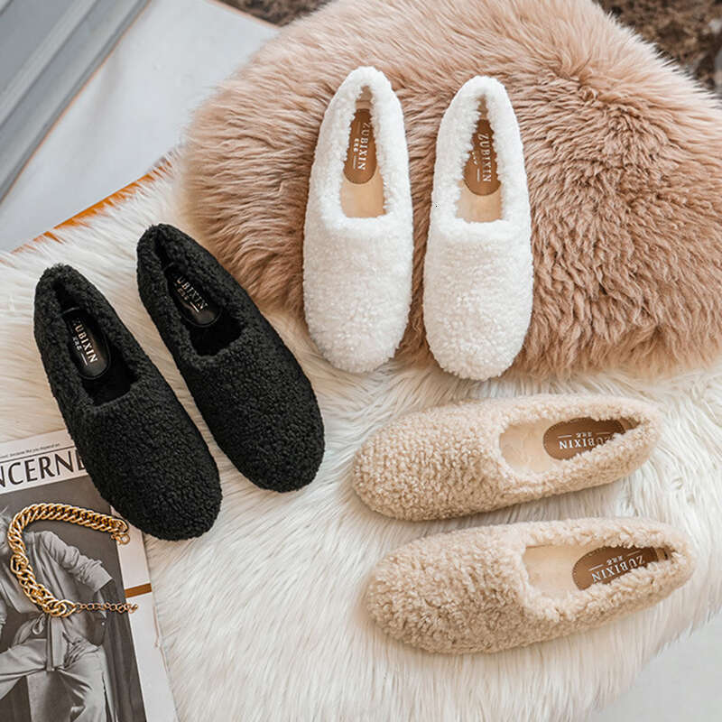 Round Toe Lamb fur shoes woman 41-43 big size furry mocasines warm winter shoes female lambwool slip on loafers curly fur flats