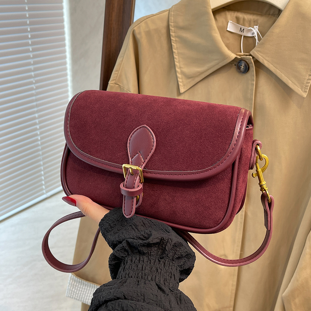 Crossbody Bag for Women Crescent Underarm Bag Leather Vintage Messenger Purse for Work Travel