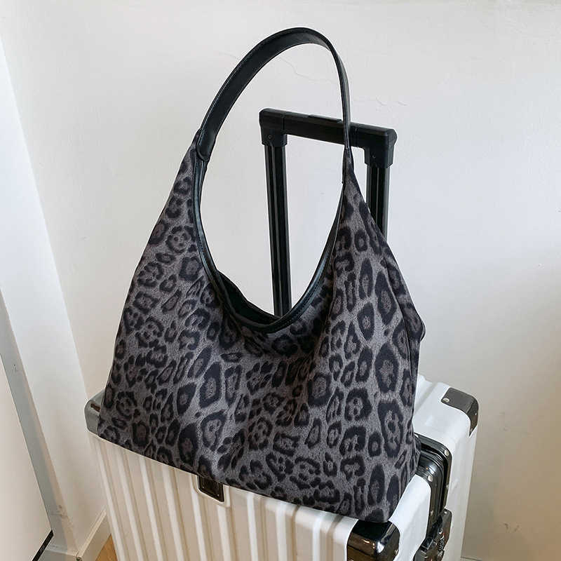 Korean Version Leopard Print Tote Bag For Women 2024 New Fashionable And Versatile Shoulder Simple And Large Capacity Handbag 241108