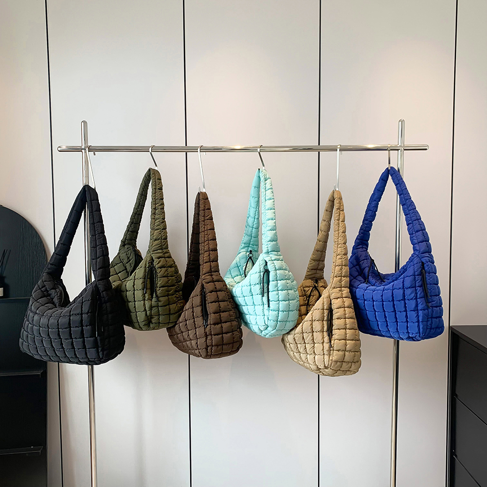 Women Puffer Shoulder Bag Fashion Bubble Bag Large Capacity Puffy Shoulder Bag Solid Color Zip Closure for Outdoor Travel