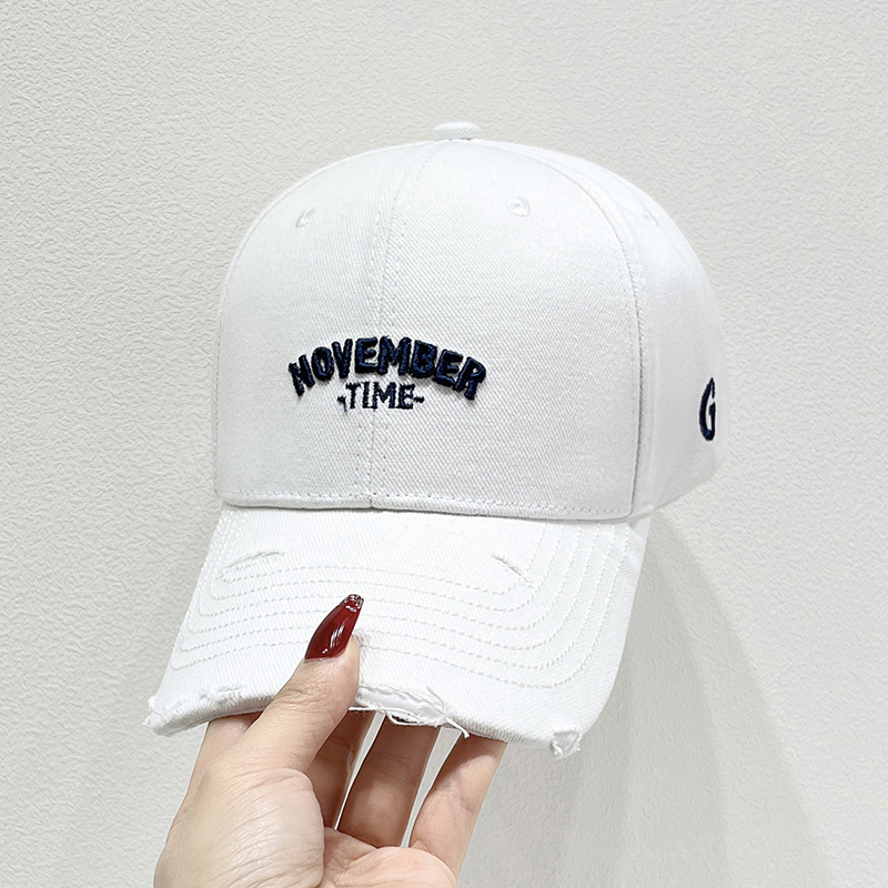 Free shipping New Designer Baseball caps hat Men Women fitted hats Luxury embroidered baseball cap Sun Hats Adjustable cap C-4