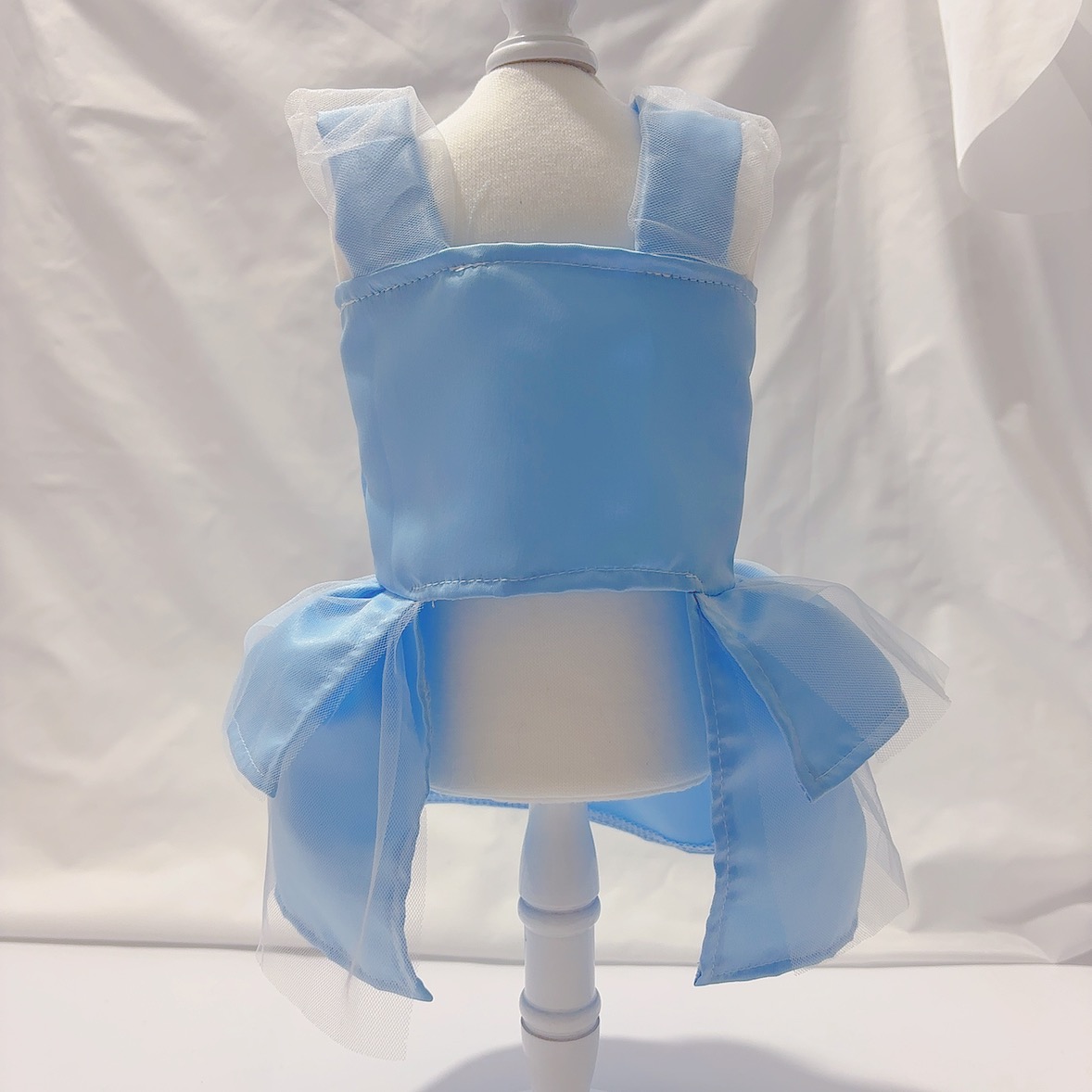free shipping Dress Summer Apparel Girl Puppy Skirt Holiday Dog Clothes Outfit Metal Triangle Tulle Doggie Dresses for Small Dogs Cats Pet Apparel, Bl