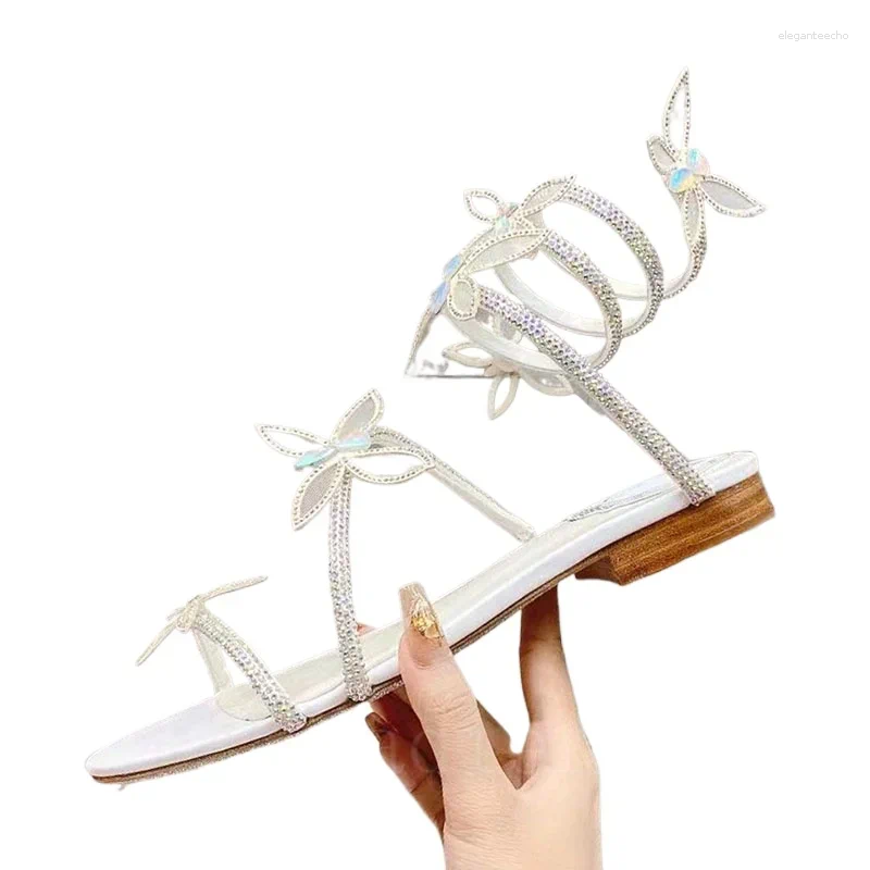 2025 S Fashion Designer Sandals Mesh Butterfly Decor Crystal Flat Woman Sandal Sweet Green Ankle Strap Party Dress Shoe Real Leather Beach Holiday