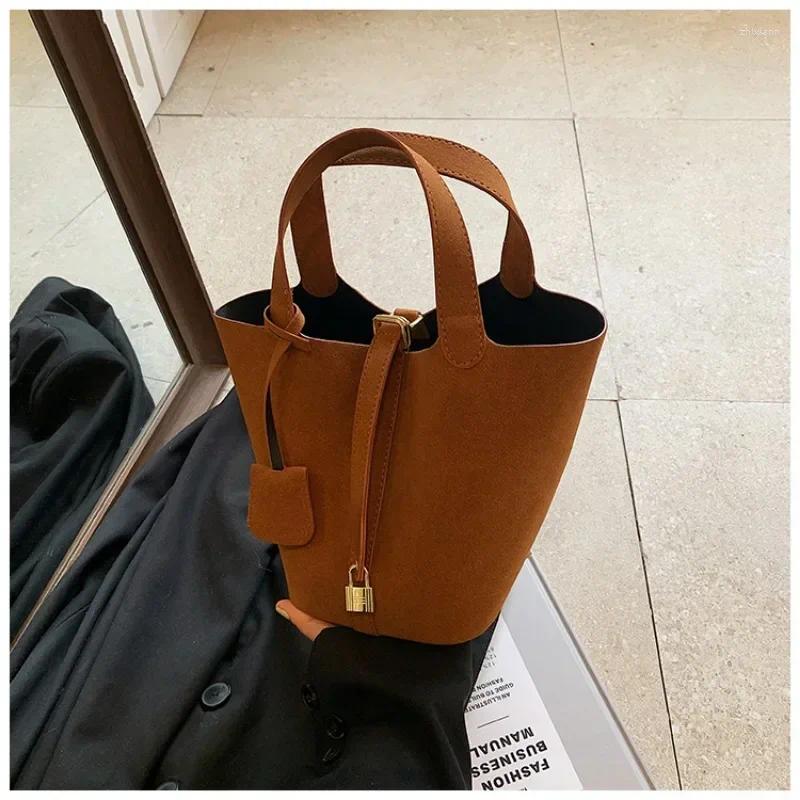Free Shipping Drawstring Basket Bag For Women 2024 Autumn And Winter Frosted Bucket Handbag Casual Red Wedding Designer Bag Luxury Bag Tote Bag
