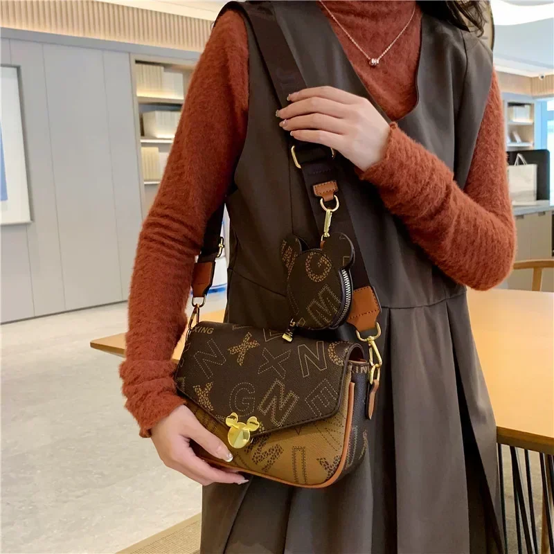 Luxury Style Designer Bag Fashion Shoulder Bag Spacious Crossbody Purse Large Capacity Women's Handbag Casual Bags Designer Inspired Elegant Leat