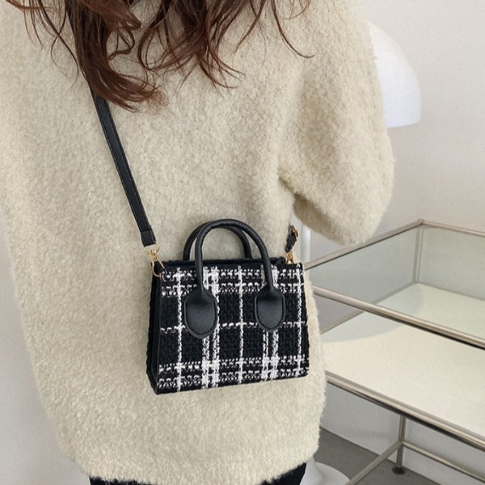 Casual Mini Plaid Shoulder Bag Stylish Classic Single Shoulder Bag Portable Simple Vintage Square Bag Girls
