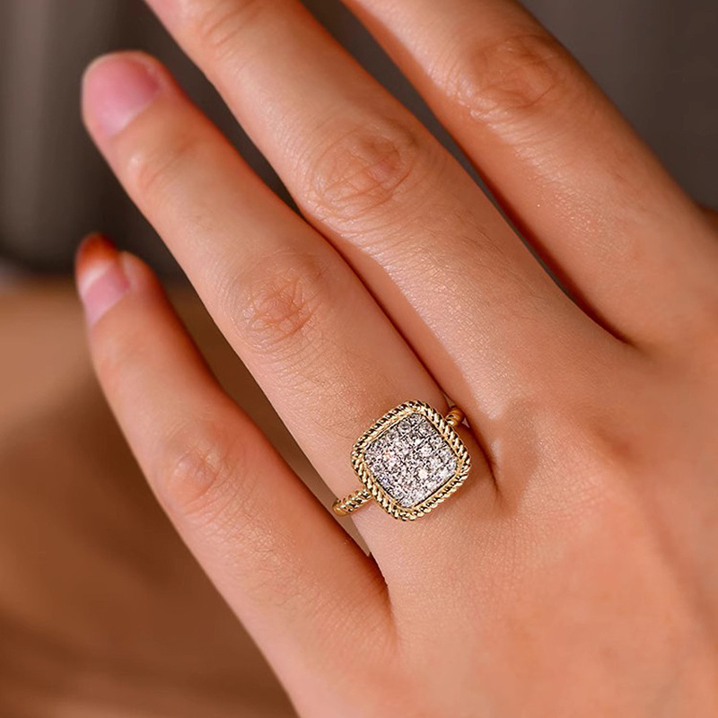 Brand Wedding Rings Sweet Cute Simple Designer Fashion Jewelry 18K Gold Fill Elegant Pave White 5A Cubic Zircon Party Eternity Women Engagement Band R