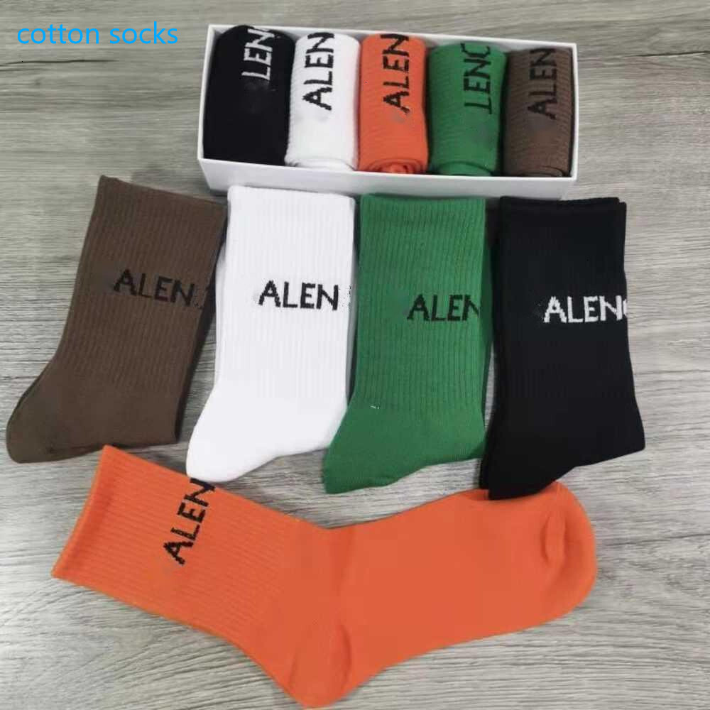 Men Womens Gift Box Socks Designer Socks Embroidery Letter Cotton Sport Skateboard Street Casual Sock 2024