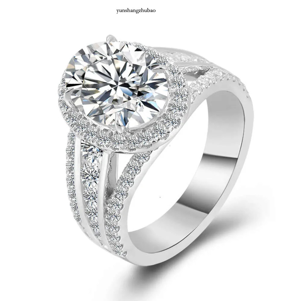Oval Shape Cluster Dia Moissanite VVS DEF Wedding Rings With 3 rows Paved stones Sier 10K 14K Gold Engagement ring