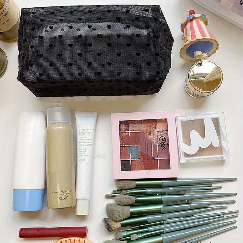 heart-shaped printed grid portable makeup bags, multifunctional transparent women lipstick storage bags.