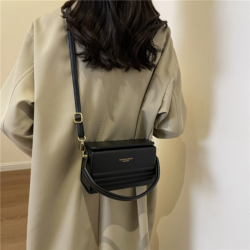 Leather Women Messenger New Designer Minority Box Shoulder Crossbody Bag Fashion Ladies Purses Female Handbag New Free Delivery Designer Bag
