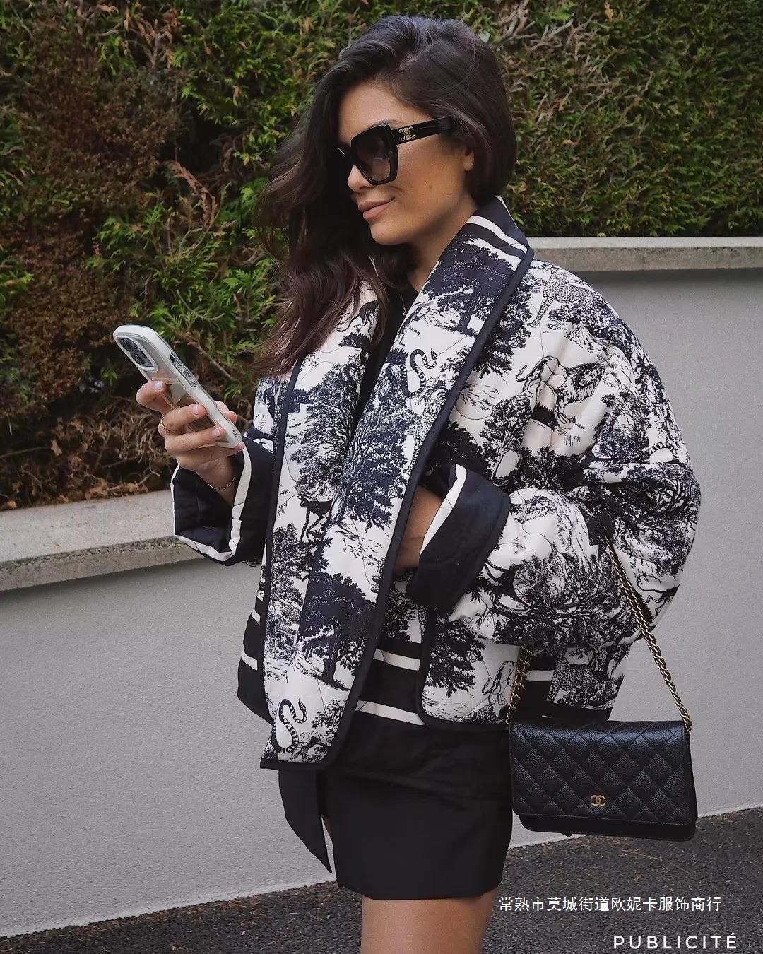 Designer's new autumn top women's printed double pocket decorative cotton jacket