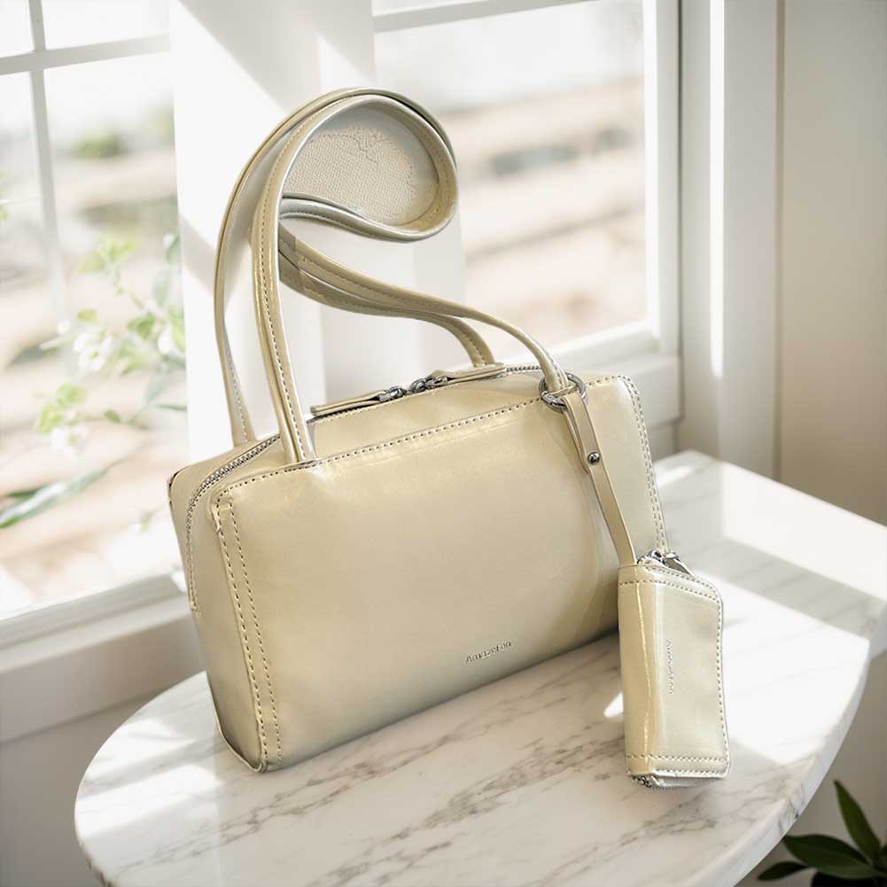 Women Simple Tote Bag PU Leather Elegant Underarm Bag Solid Color Casual Armpit Bag Leisure Bag with Matching Clutch Set