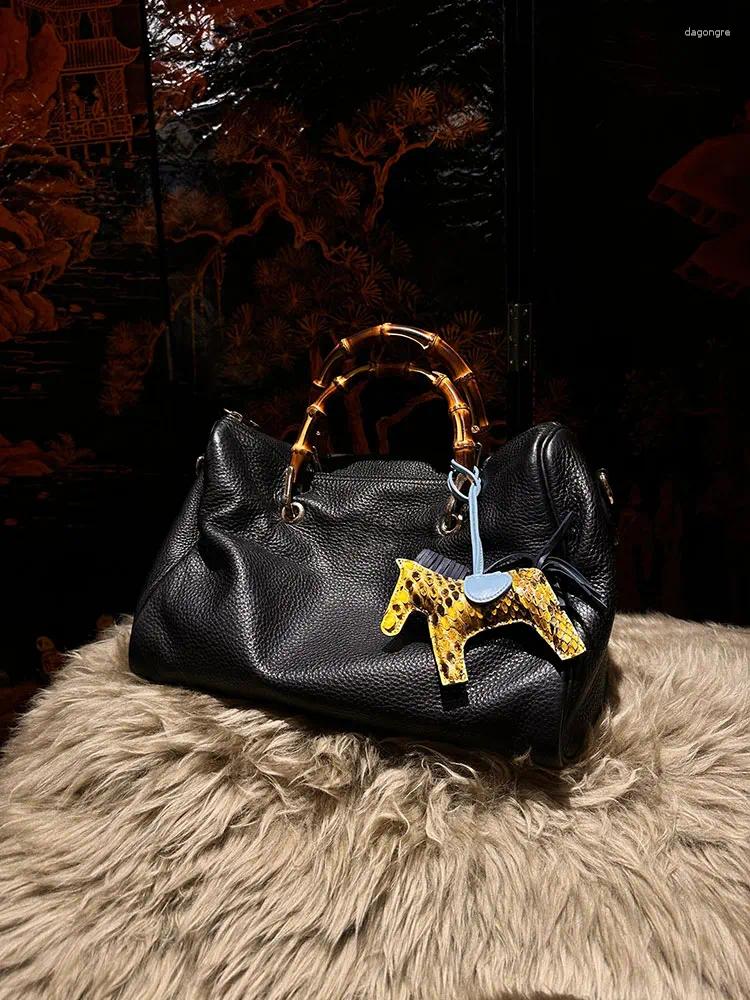 Totes 2024 Fashion Women's Soft Leather Retro High-grade Single Crossbody Messenger Bag Bamboo Handle Shoulder Purse