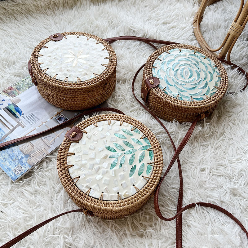 Woven Bag Women's Summer Rattan Messenger Bag Round Color Shell Retro Hand-woven Shoulder Bag Beach Bag Handmade Handwoven