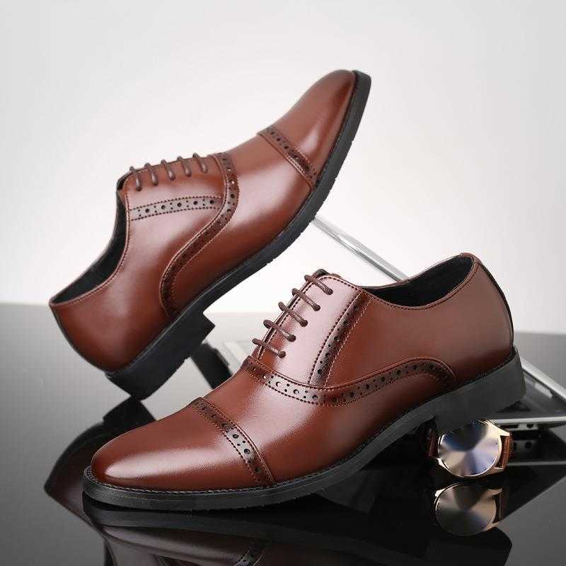 New Mens Shoes for Business and Formal Wear British Shoes Fashion Gentlemens Leather Shoes Casual Lace Up Comfortable