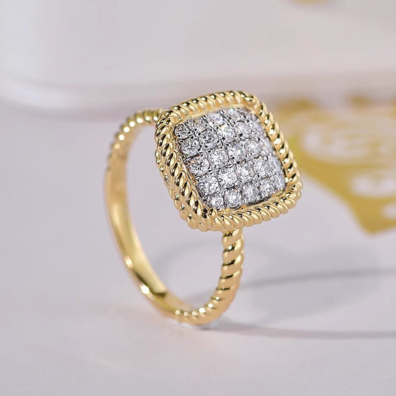 Brand Wedding Rings Sweet Cute Simple Designer Fashion Jewelry 18K Gold Fill Elegant Pave White 5A Cubic Zircon Party Eternity Women Engagement Band R