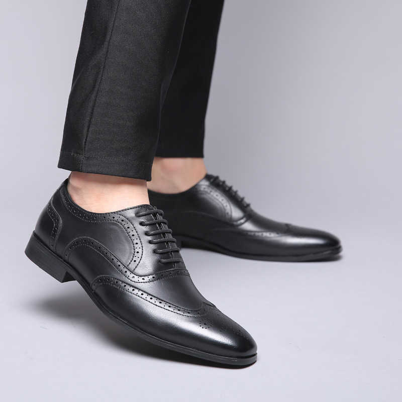 New Plus Size Mens Business Formal Fashion Leather Shoes British Casual Single Shoes Blok Trendy Shoes Gentlemens Shoes