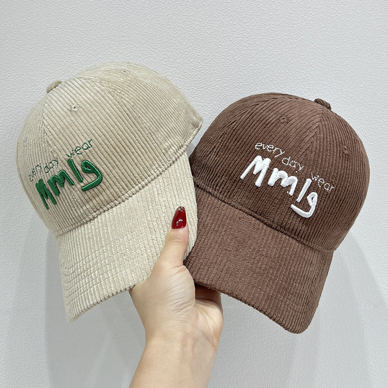 Free shipping New Designer Baseball caps hat Men Women fitted hats Luxury embroidered baseball cap Sun Hats Adjustable cap Z-7