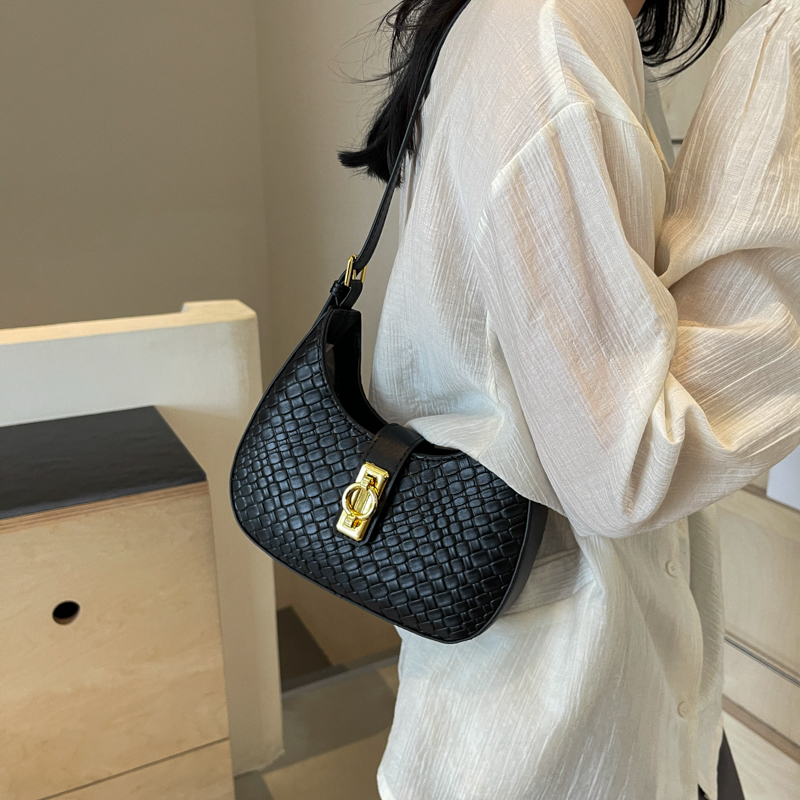 Crescent Shoulder Bag Solid Color Crossbody Bag Luxury Designer Fashion Handbag for Women Work Shopping Travel
