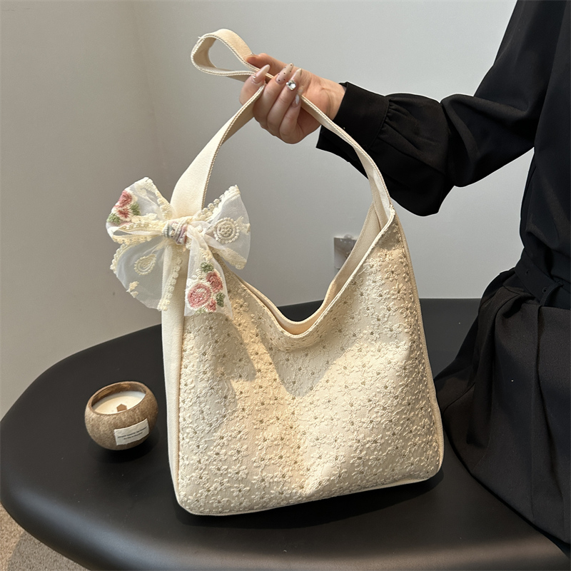 Women Floral Shoulder Bag Simple Tote Handbag Large Capacity Stylish Tote Purse with Ribbon Canvas Hobo Bag Outdoor Travel Bag