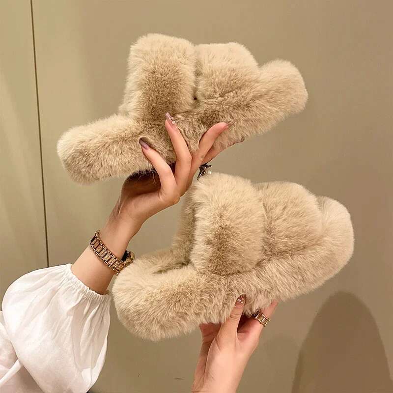 Winter Fluffy 2025 New House Home Fur Slippers For Women Flat Platform Cozy Fuzzy Indoor Shoes Korean Slides