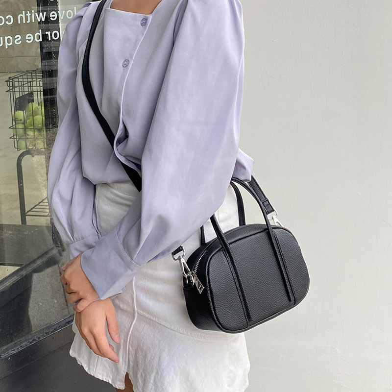 2025 Designer 2024 3 Trendy New Fashion Handheld Small for Women's Single Shoulder Crossbody Bags