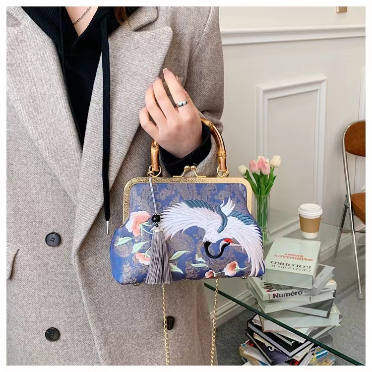 Embroidery Jacquard Bamboo Hand Lock Shell Bags Designer Bag Women Shoulder Crossbody Chain Tote Women's Handbags Purses Bag
