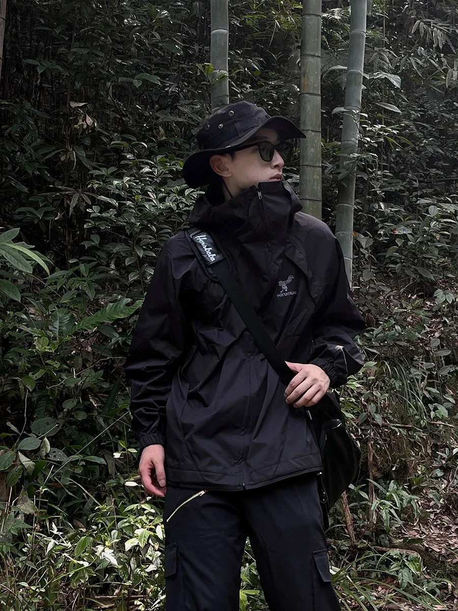 MADE EXTREME 2022 New Men's Hooded Jacket Men's Outdoor Sports Jacket Gorpcore Waterproof Jacket