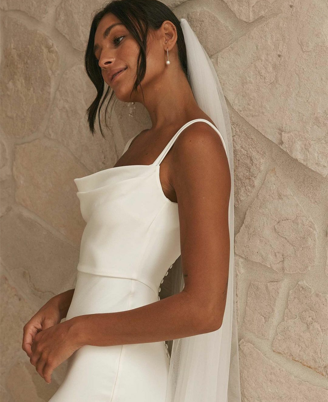 Elegant Long Mermaid Cowl Neck Wedding Dresses Trumpet Crepe Open Back Ivory Sweep Train Vestidos de Novia Abendkleid Bridal Gown for Women