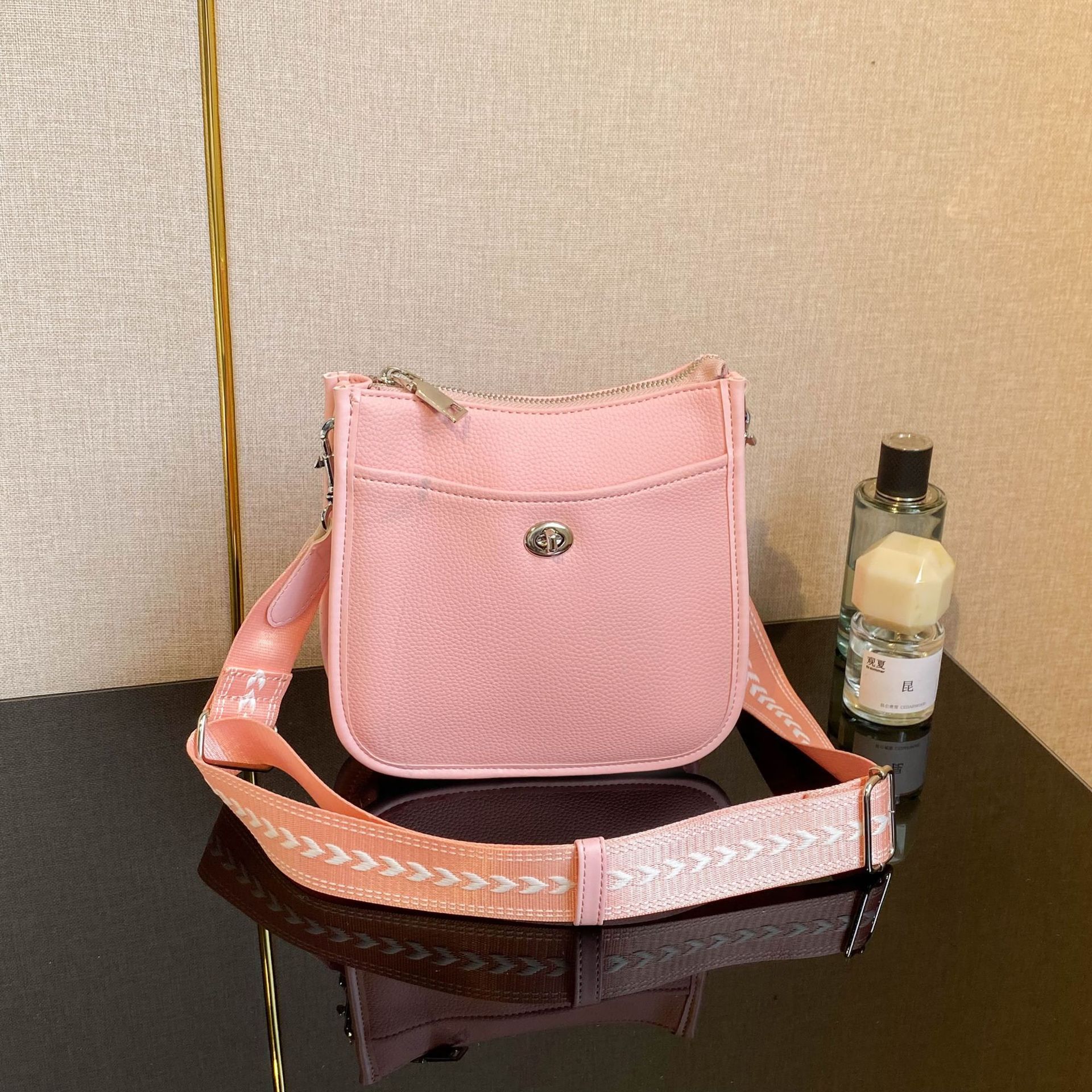 2025 Designer new 3 handbag 2024 women's shoulder crossbody bag free shipping