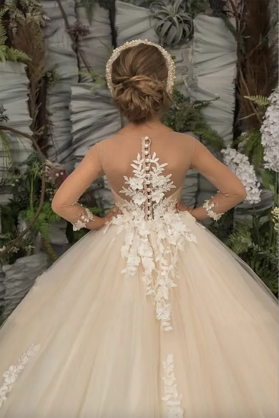 Girls Glitz Pageant Dresses Brush Cute Toddler Ball Gown Beads Crystals Wers Feather Pearls Applique Wer Girl Dress