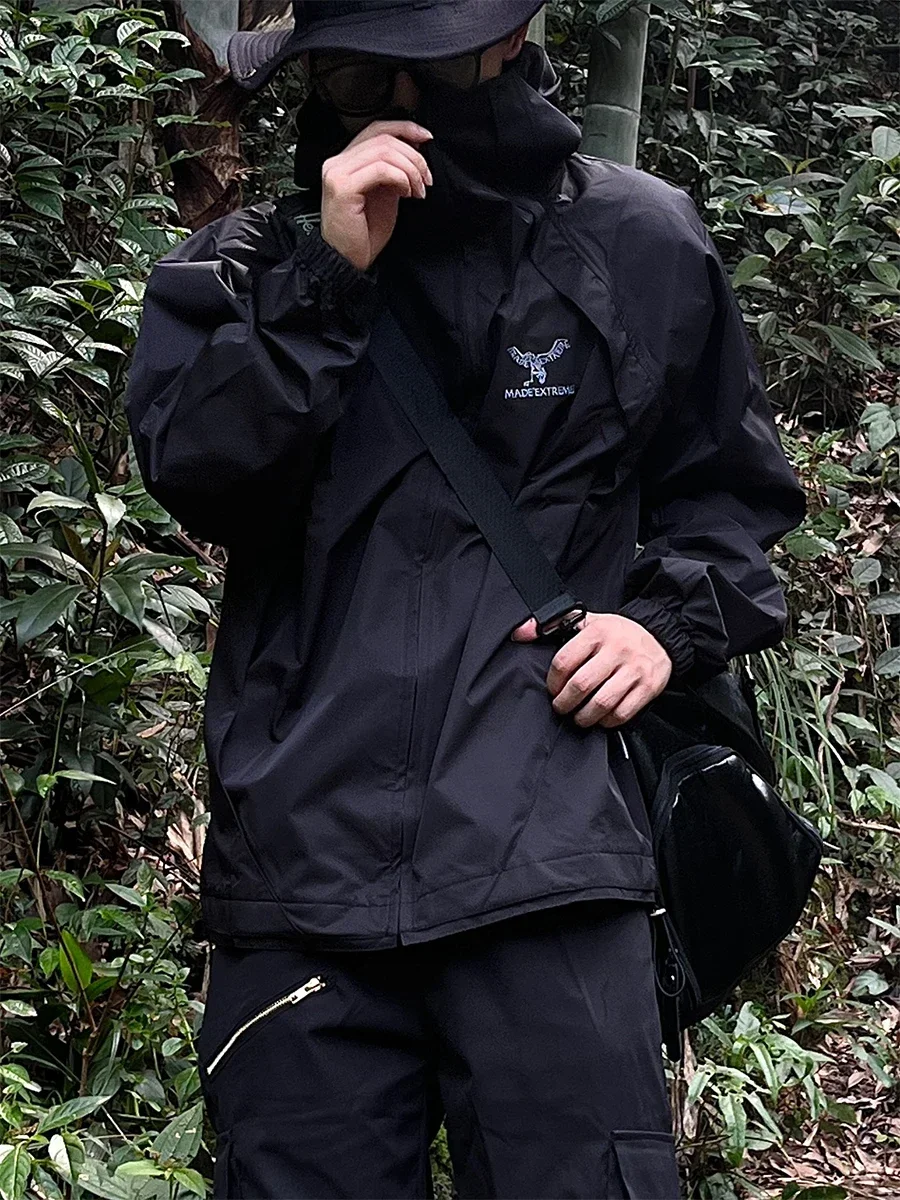 MADE EXTREME 2022 New Men's Hooded Jacket Men's Outdoor Sports Jacket Gorpcore Waterproof Jacket