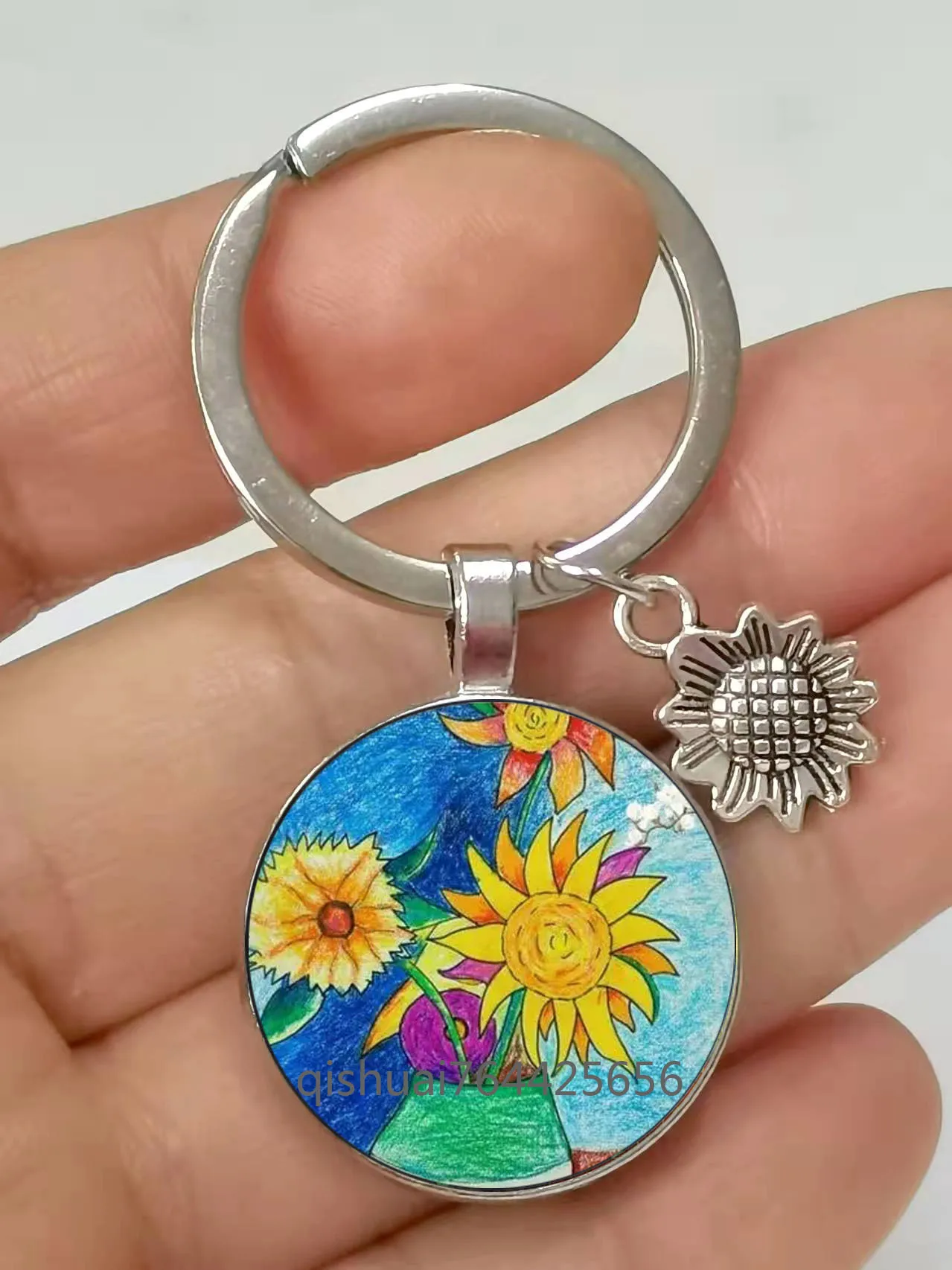 Sale Alloy Hot Suower Glass Convex Keychain Car Keychain Case Charm Metal Keyring Keychain Gift For Women, Men smile Women,