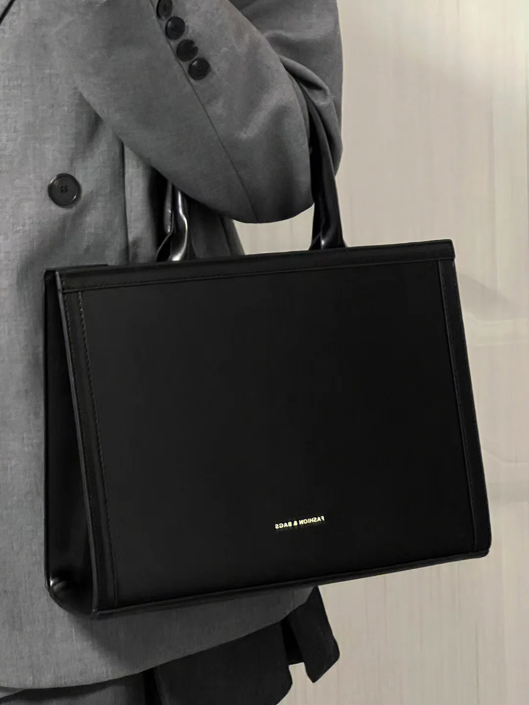 New Tote Korean Women Bag Large Capacity Solid Pu Leather Female Handbag Autumn Winter Vintage Simple Textured Crossbody Bag smile