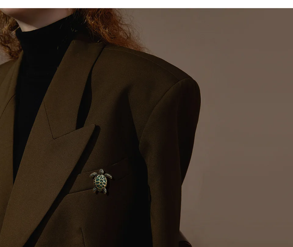 Brooch Female Turtle Enamel Rhinestone Marine Animal Brooches For Women And Men 3-Color Party ddmysmile Pin Jewelry Accessories Gifts Smile