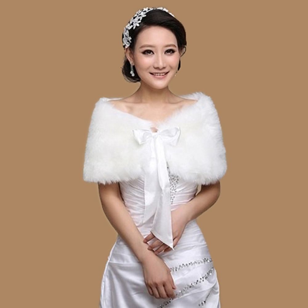 Women Soft Cape Wedding Jackets Wedding Accessories Bridal Wrap Wedding Bridal Shawl Winter Cape Fur Shawl Plush Wrap