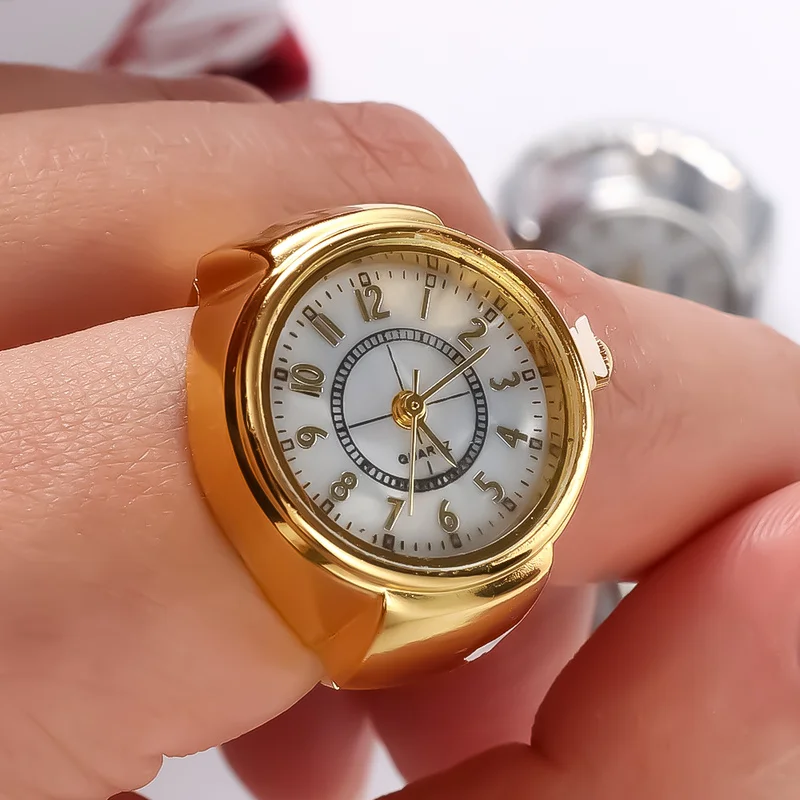 Couple for 2022 Watches Women Men Ring Watch Round Dial Arabic Numerals Analog Quartz Ring Watches Ladies Finger Ring Watch Gift smile