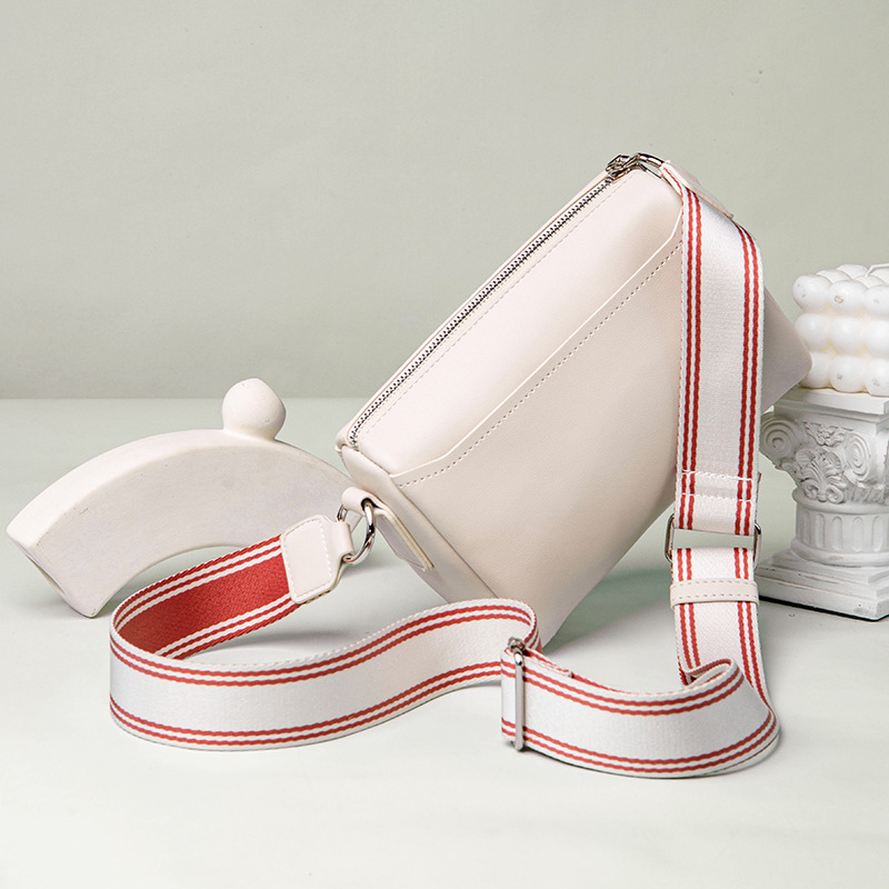 2025 Designer Texture New 3 2024 Small Square for Women Large Capacity Single Shoulder Crossbody Bag