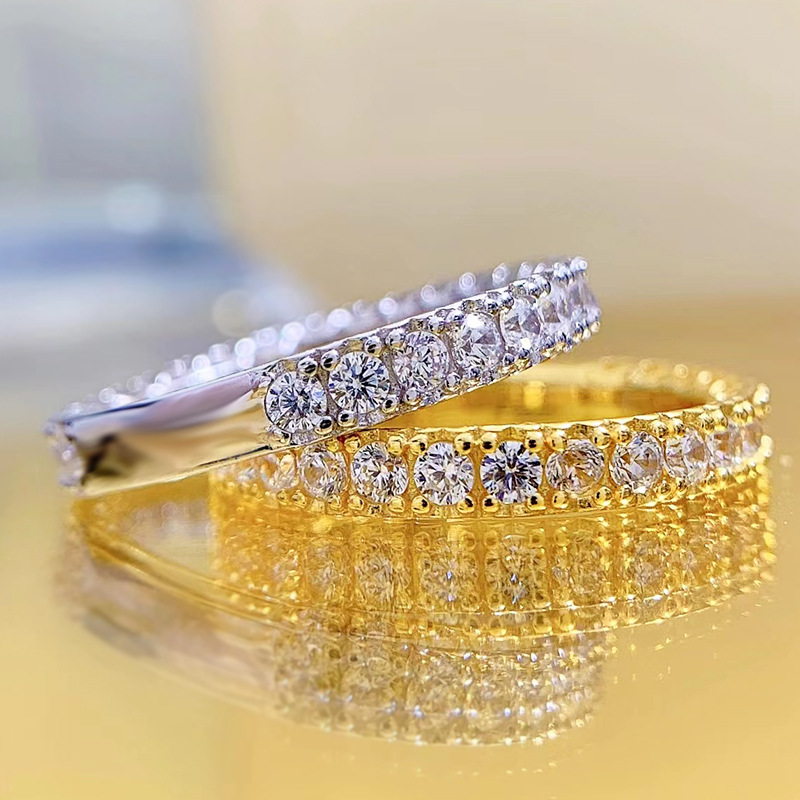Handmade Wedding Rings High Quality Designer Genuine 100% 925 Sterling Silver Round Cut White Moissanite Diamond Party Eternity Women Engagement Band 