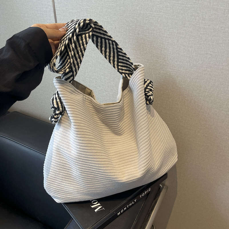 Contrasting Colors Interior Compartment Tote Sewing Thread Hot Sale Bags for Women Large Capacity Nylon Women's Handbags