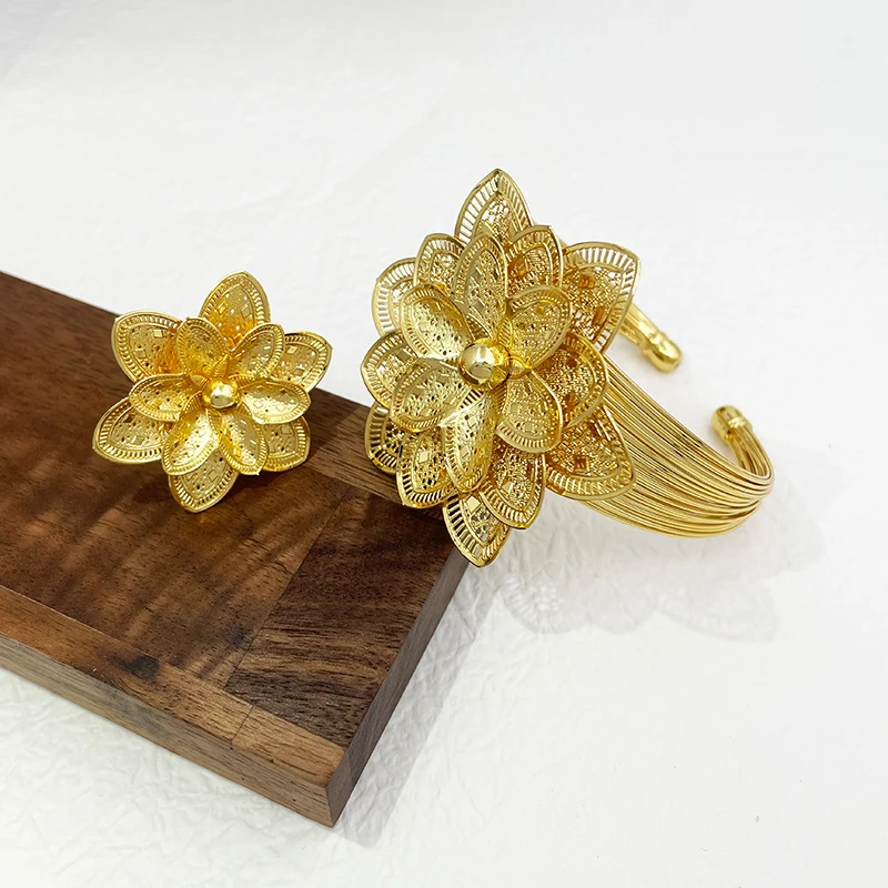 Set Vintage Women Jewelry Gold Plated Necklace Earrings Bracelet Ring Dubai Set Jewelry Wedding ddmysmile Party Accessories Smile