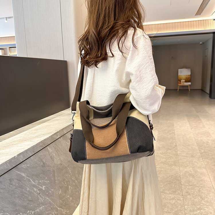 Simple and fashionable women's bag contrast canvas bag women's large capacity contrast splicing cloth bag new one shoulder handbag