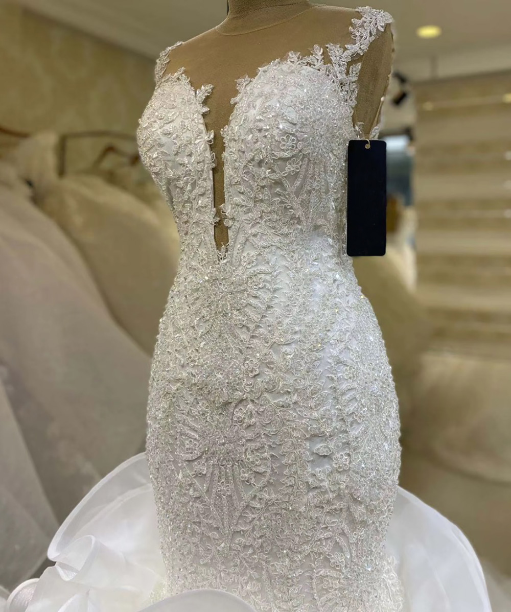Exquisite Custom Made Plus Size Long Sleeve A-Line Wedding Dress with Trail & Chic Details for Modern Brides Free shipping Free shipping