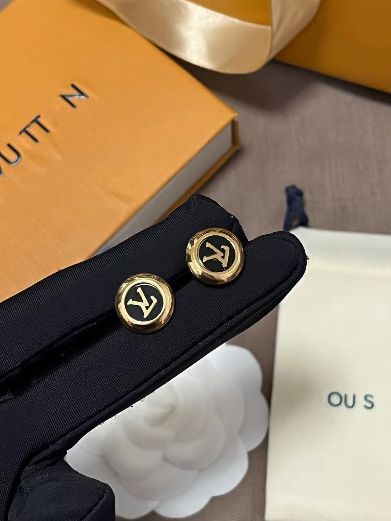 18k white gold silver earrings designer stud women men letter engrave 316l stainless steel girls wedding jewelry for woman louievuitton lvs lvt louis vuittonly Q32A